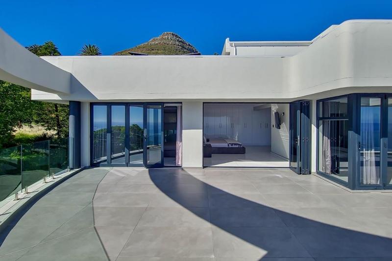 7 Bedroom Property for Sale in Llandudno Western Cape